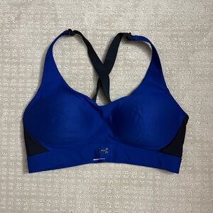 Under Armour Women's Sports Bra